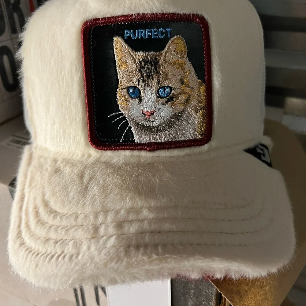 Goorin Bros Cream Cat Patch Cap limited collection